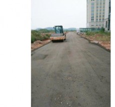 九江市婦幼兒童醫院道路水穩層攤鋪工程